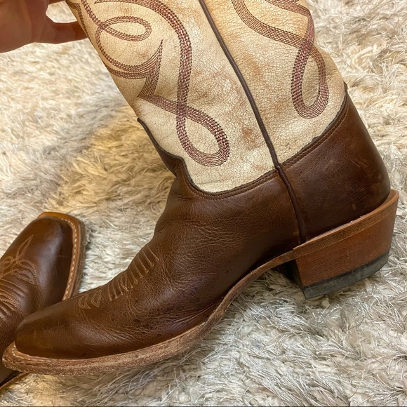 Justin Two Tone Embroidered Western Boot - Picture 11 of 16